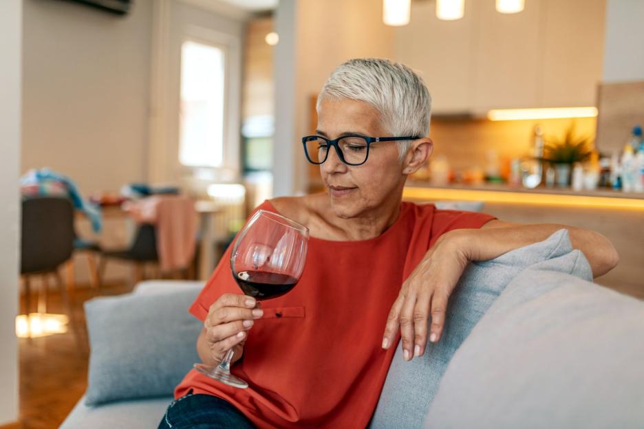Do you struggle to just have ‘the one’ drink? Scientists discover the surprising factor ‘fuelling’ binge drinking