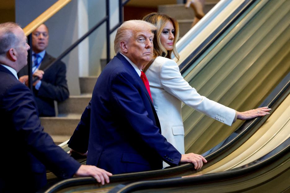 Secret Service probes Trump’s broken escalator after UN staff ‘joked about making Don walk up stairs’ before his speech 