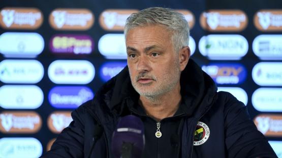Mourinho attacks Galatasary coach as Osimhen’s brace secures win