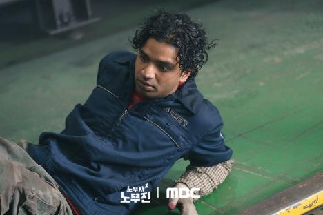 Jung Kyung Ho's First Case Takes A Dark Turn In “Oh My Ghost Clients” 3
