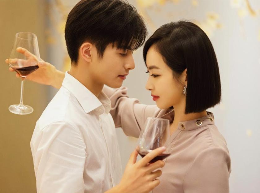 From "Love Is Sweet" To "You Are My Hero", 7 Workplace Romance C-Dramas That’ll Make Your Heart Flutter
