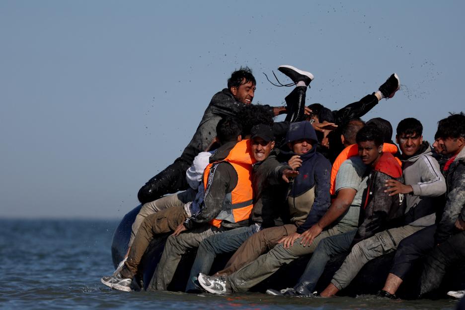 Starmer facing huge pressure from own MPs to crack down on illegal immigration after Farage reveals his deportation plan