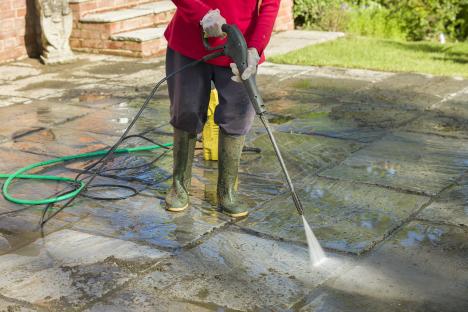 Aldi is selling a bargain pressure washer to clean up your patio and fences & it’s £59.99 cheaper than other retailers