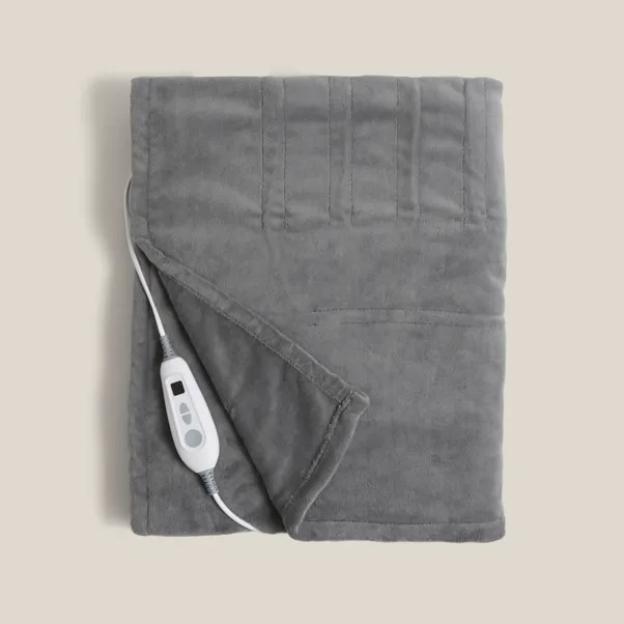 Fleece Electric Throw in grey.