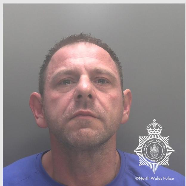 Mugshot of Ian Parry.