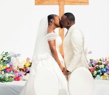 A Fairytale Come Alive! Enjoy Oyinda and David’s Wedding Video