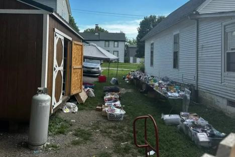 I’m fed up with my hoarder neighbour – she has sheds full of junk, is constantly trespassing & is totally unapproachable