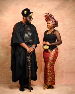 Lauretta and Zekeri&#8217;s Reunion on a Bus Trip Led to Their Fairytale 2