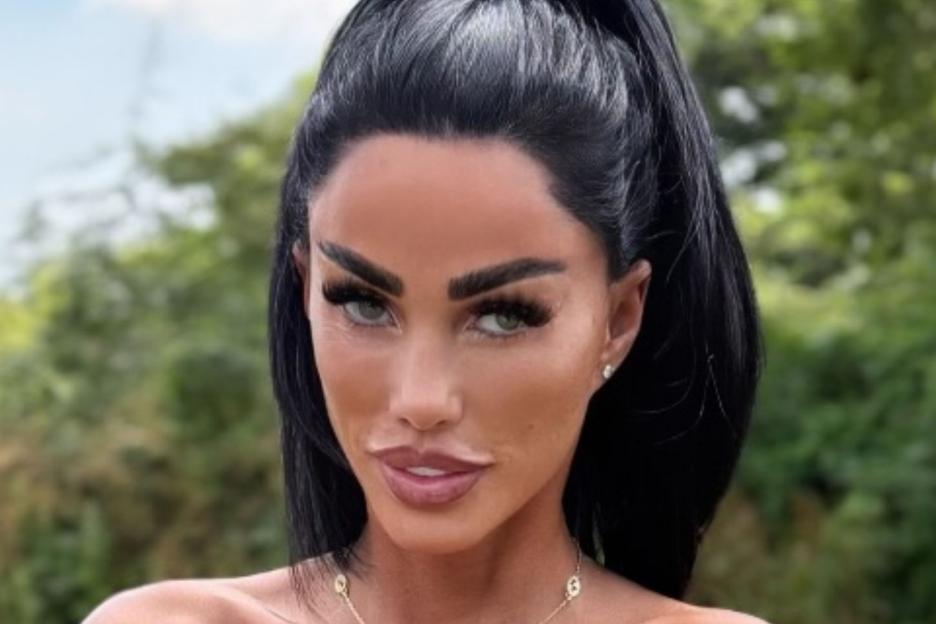 Katie Price’s £10k facelift looks tighter than ever as she ditches underwear for skintight outfit