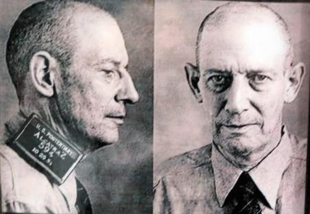 Mugshot of Robert Franklin Stroud, American murderer, federal prisoner, and author.