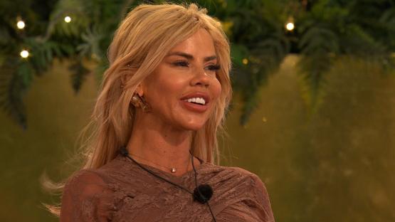 Hannah Elizabeth on Love Island: All Stars.