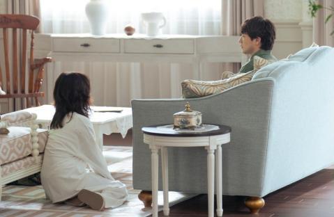 Han Ji Min Sheds Tears In Front Of An Angry Son Suk Ku In “Heavenly Ever After” 5