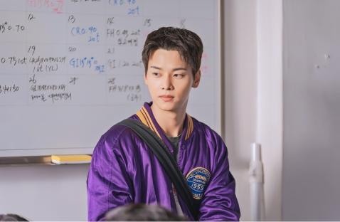 Cha Hak Yeon Explains How He Prepped For His Attention-Grabbing Role In “Oh My Ghost Clients,”; Chemistry With Co-Stars, And More 4