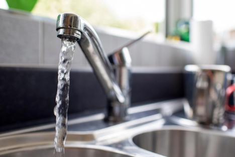 5 easy tricks for the laziest home owner to save £711 on your yearly water bill