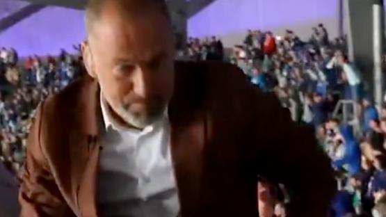 Joe Cole suffers wardrobe malfunction celebrating Chelsea goal and causes £3000 of damage but says ‘I ain’t paying’