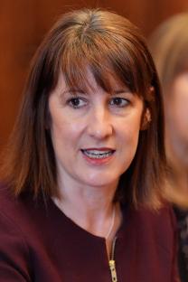 Headshot of Rachel Reeves.