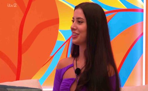 Yasmin from Love Island speaking.