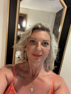 Woman with blonde hair regrets her mummy makeover.