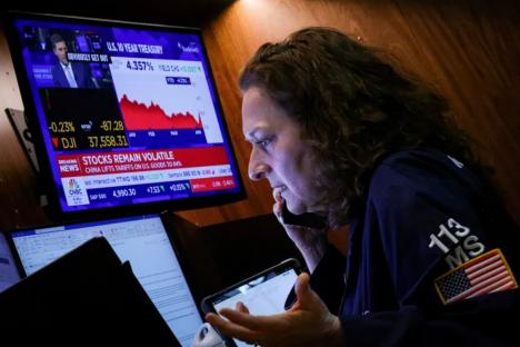 US agrees trade deal with China following ‘productive talks’ just weeks after trade war threw world economy into chaos