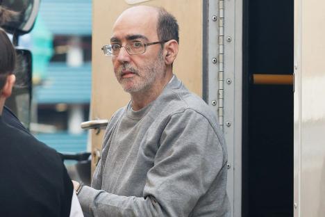 Headteacher who attacked deputy with spanner after pair became embroiled in love triangle with teacher is jailed