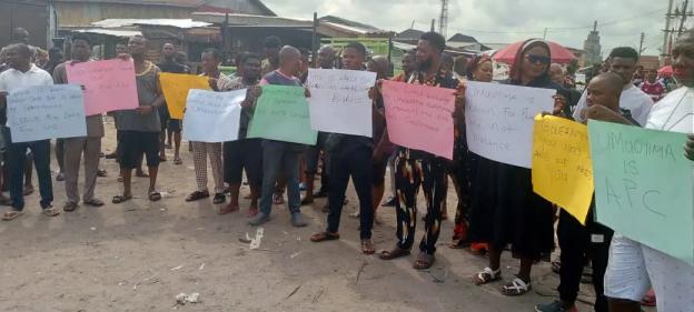 Imo: Protest rocks Owerri over demolition of old Timber Market