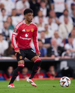 Amad Diallo of Manchester United playing in the UEFA Europa League final.
