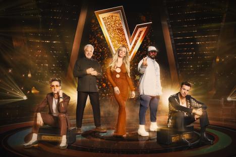 Promotional photo of The Voice UK judges: Tom Fletcher, Sir Tom Jones, Leann Rimes, will.i.am, and Danny Jones.