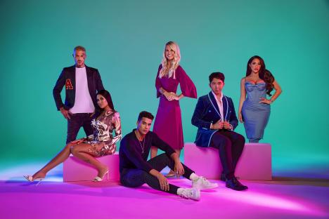Promotional photo of the cast of Celebs Go Dating.