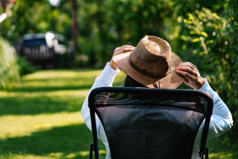 ‘They’re so comfy’ shoppers rush to buy Home Bargains buy that’s brilliant for enjoying the sunshine in your garden