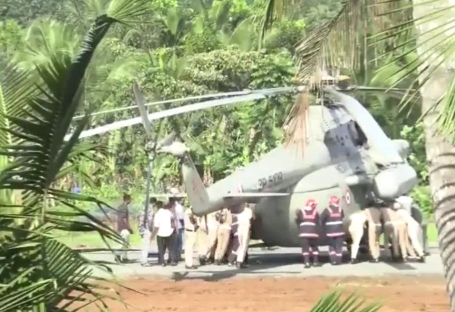 Unexpected Incident: President's Helicopter Gets Stuck on New Helipad Due to Unset Concrete!