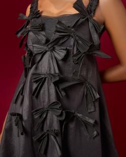 Derin Fabikun Ushers in a New Era With a Debut Collection Rooted in Reinvention 11