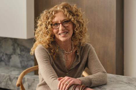 Kelly Hoppen reveals 5 viral interior design trends she hates & the flower tip has angered people