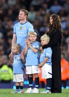 Kevin De Bruyne with his family at his farewell match.