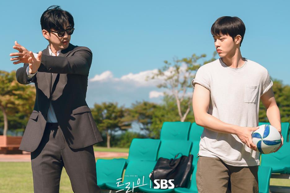 Yoon Kye Sang Suits Up To Scout Natural-Born Athlete Kim Dan In “The Winning Try”