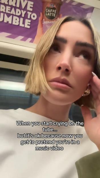 Frankie Bridge crying on the tube.