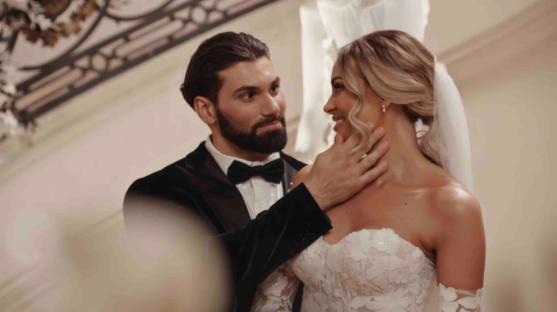 Amy Kenyon and her husband on their wedding day.