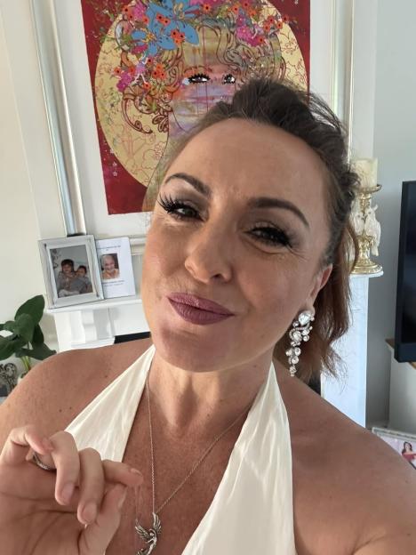 Close-up selfie of Carli Norris.
