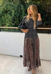 Sofia Grainge https://www.instagram.com/sofiagrainge/?hl=en