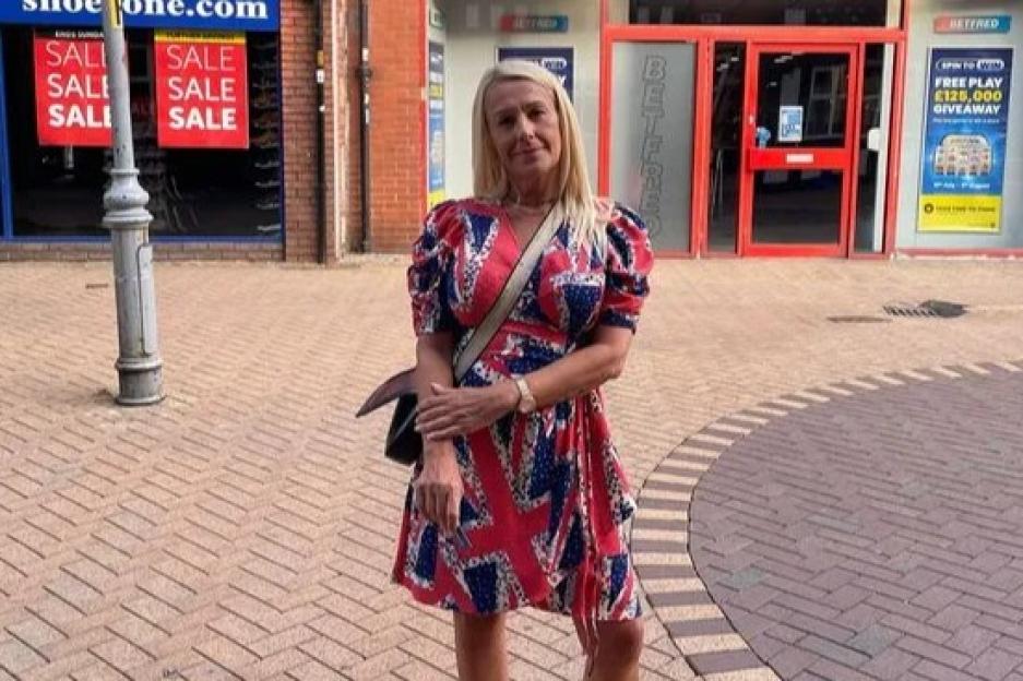 Woman turned away from Wetherspoons for wearing Union Jack dress ‘absolutely disgusted’ over policy