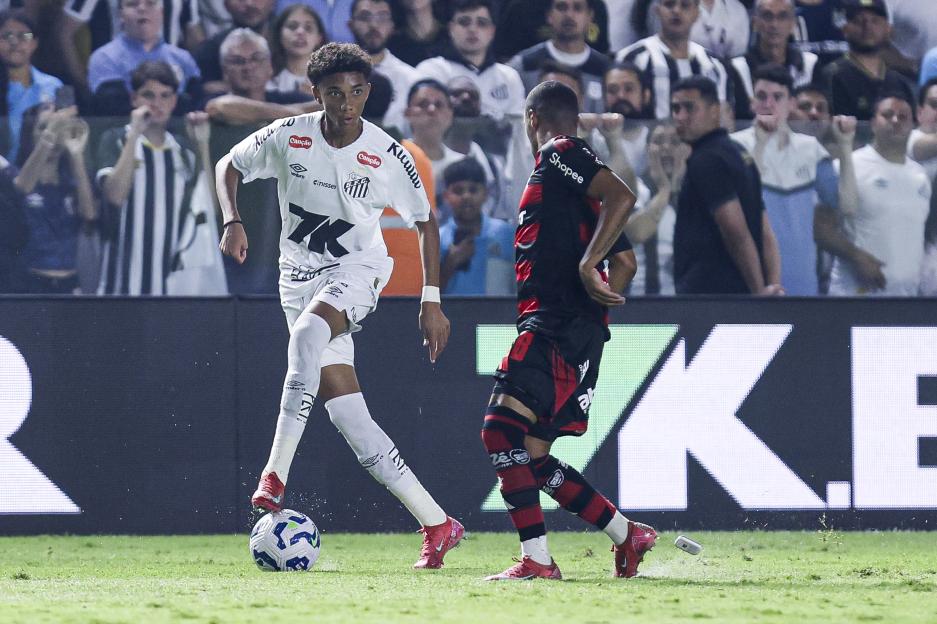 Two Premier League giants in transfer fight for Robinho’s son, 17, who is being mentored by Neymar