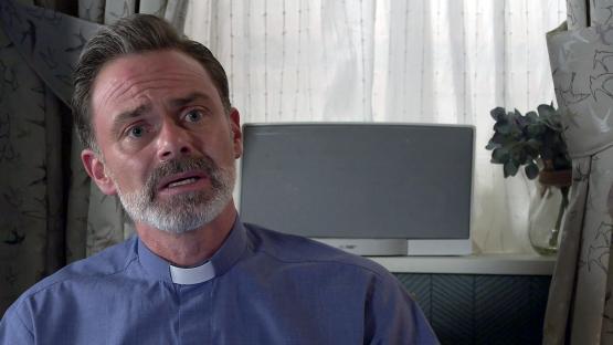 Billy Mayhew from Coronation Street looking concerned.