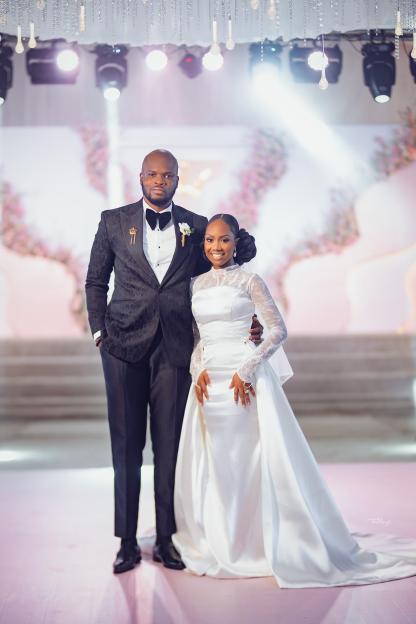 Dara-sam-white-wedding-bellanaija-weddings210-scaled