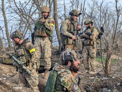 Ukrainian soldiers near Kherson.
