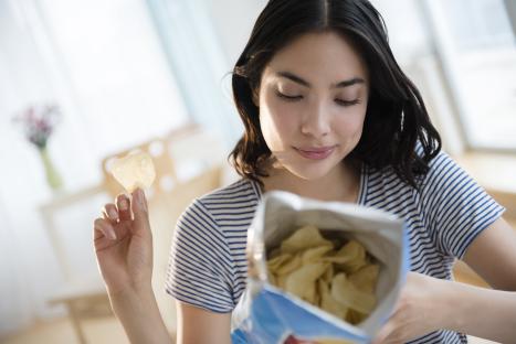 One in four Brits have been eating the same ‘boring’ snacks for more than a decade – 5 tips for changing it up