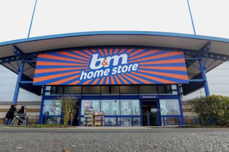 ‘They smell beautiful & last ages’ shoppers cry as they run to B&M to buy noughties throwback spray your kids will love