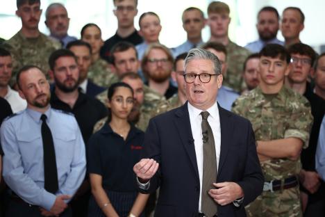Prime Minister Keir Starmer speaking to military personnel.