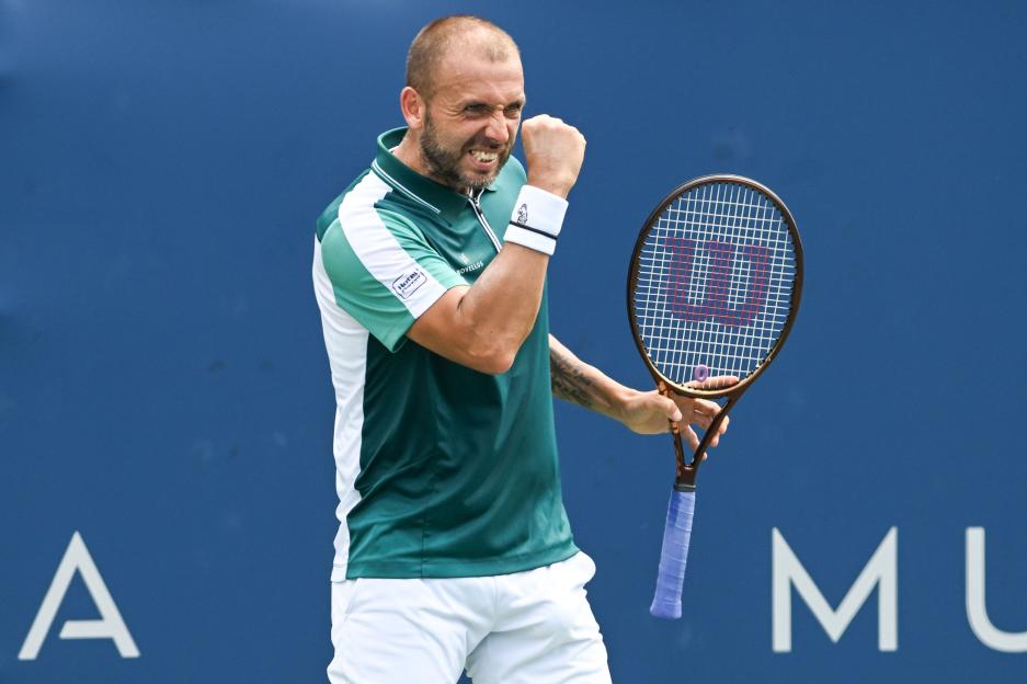 Dan Evans at a Wimbledon tennis match.