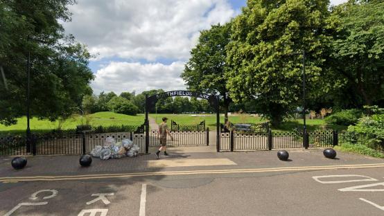 Entrance to Southfields Park.