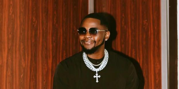I live like poor man – Kizz Daniel