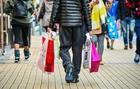 Big high street fashion chain goes bust after shutting 35 sites and staff won’t get paid wages